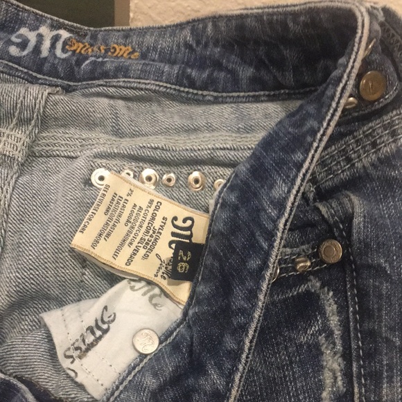 🔥🔥🔥SALE,9 pair miss Me jeans 250$, Or will sell separately. - Picture 5 of 7